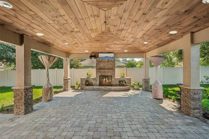 30412 Tokara Ter, FL