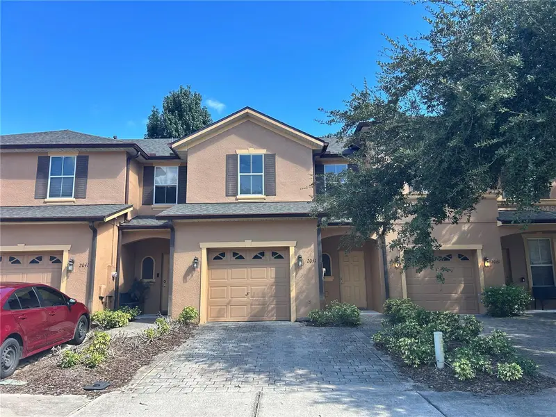 2051 Retreat View Cir, FL