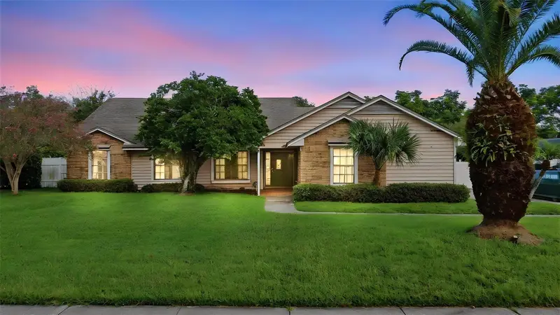 1625 White Dove Dr, FL