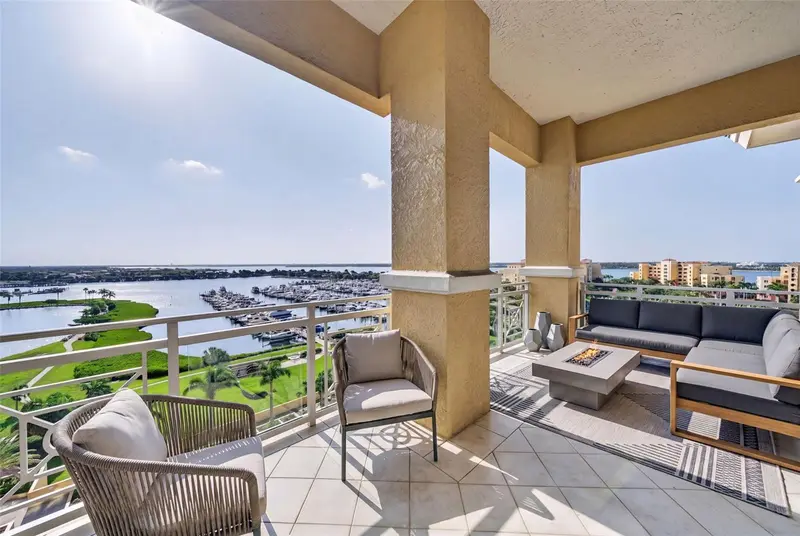 130 Riviera Dunes Way #703, FL
