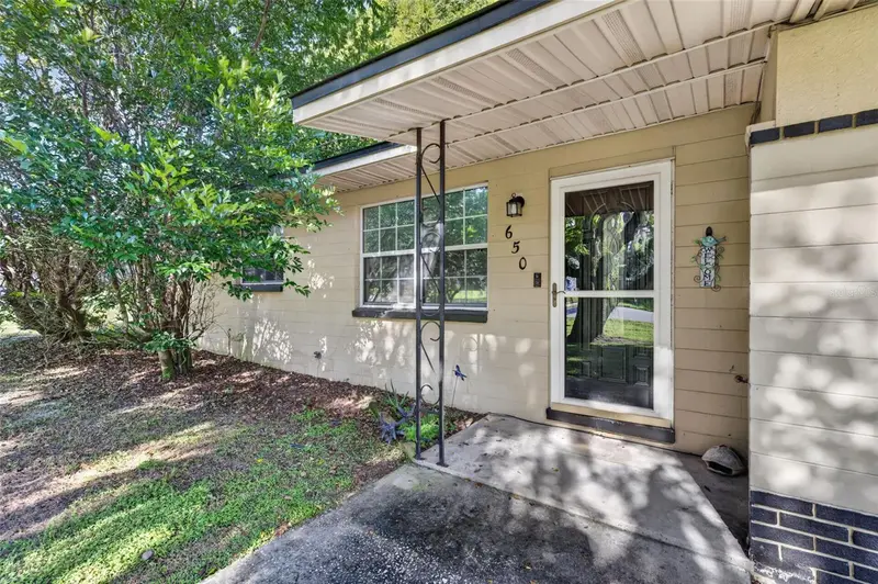650 S Carpenter Ave, FL