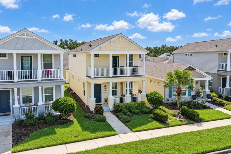 3820 Shimmering Oaks Dr, FL
