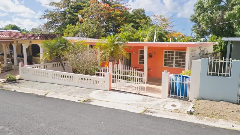 425 Magnolia, PR