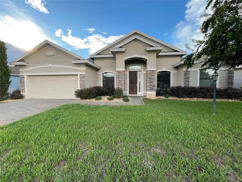 326 Lake Mariana Way, FL