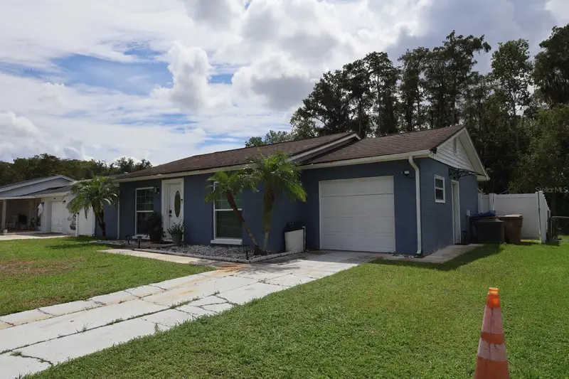 256 La Paz Dr, FL