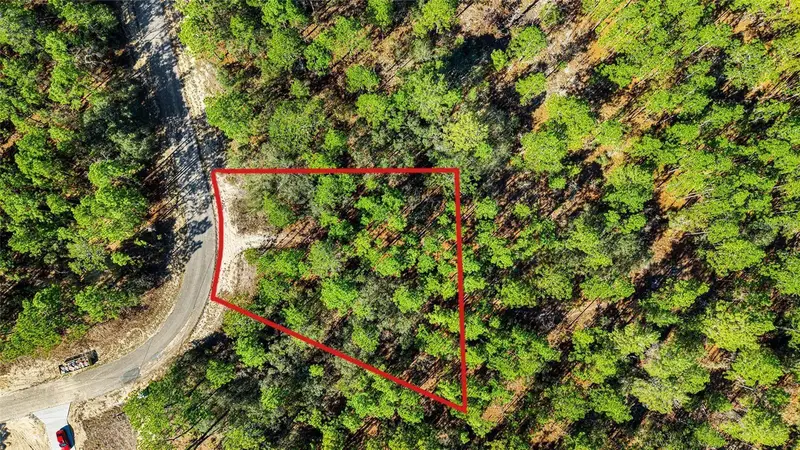 8941 N Farrington Dr, FL
