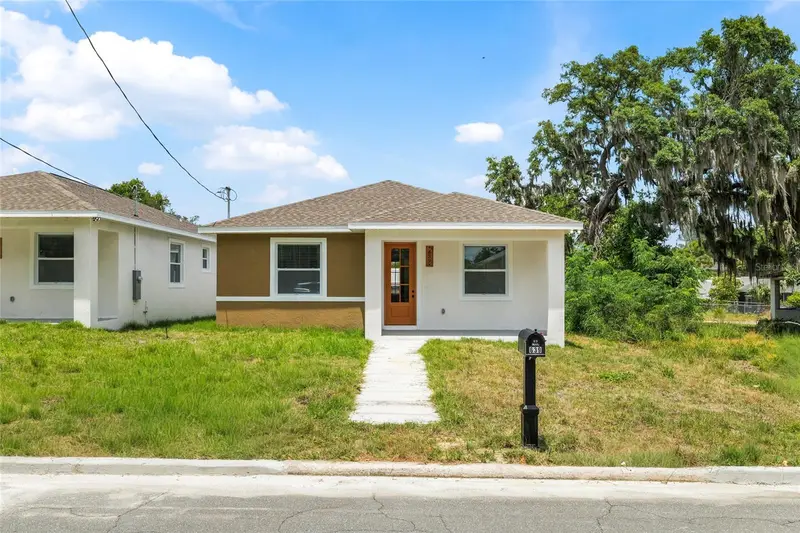 639 W 9th St, FL
