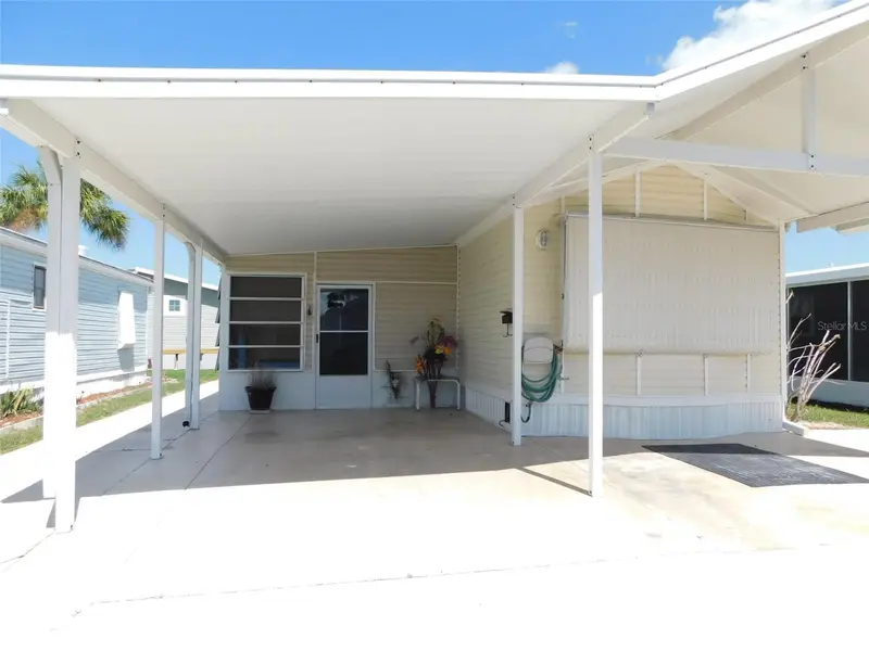 7739 Bluff Blvd #121, FL