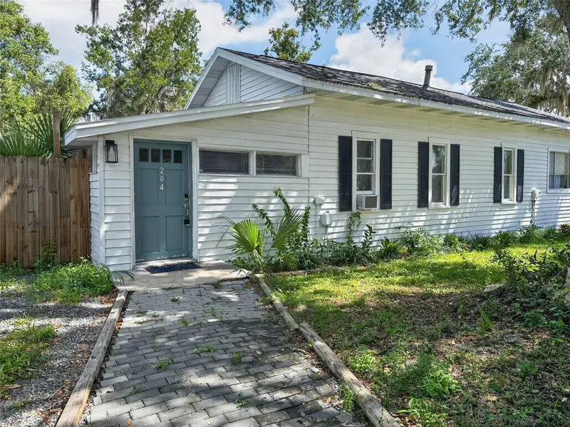 325 S 2nd St, FL