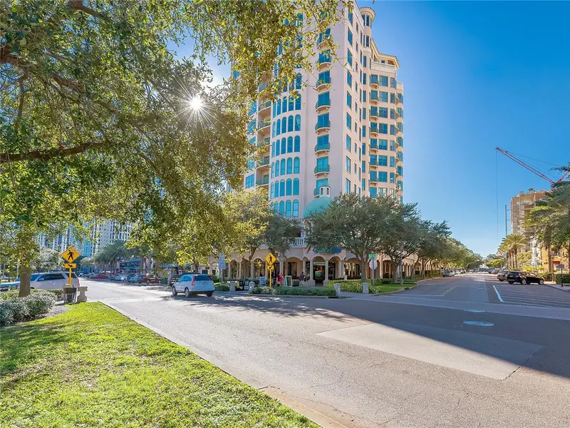 288 Beach Dr Ne #6a, FL