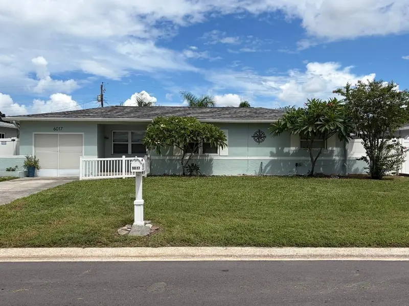 6017 43rd Ave N, FL