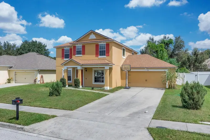 499 Nadeau Way, FL