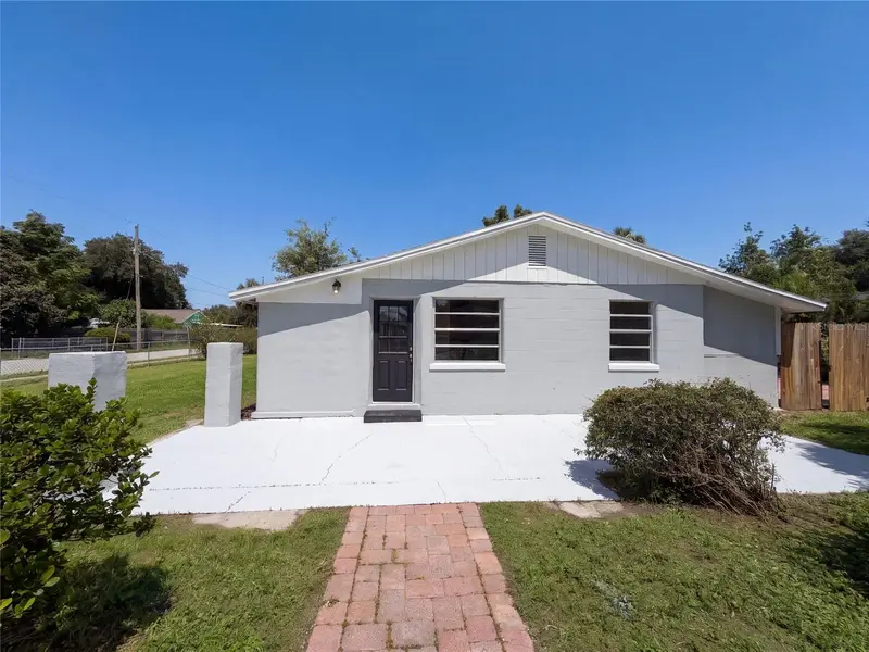 2406 E Curtis St, FL