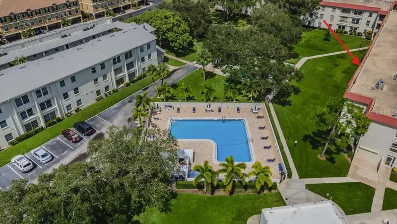 2700 Bayshore Blvd #2204, FL
