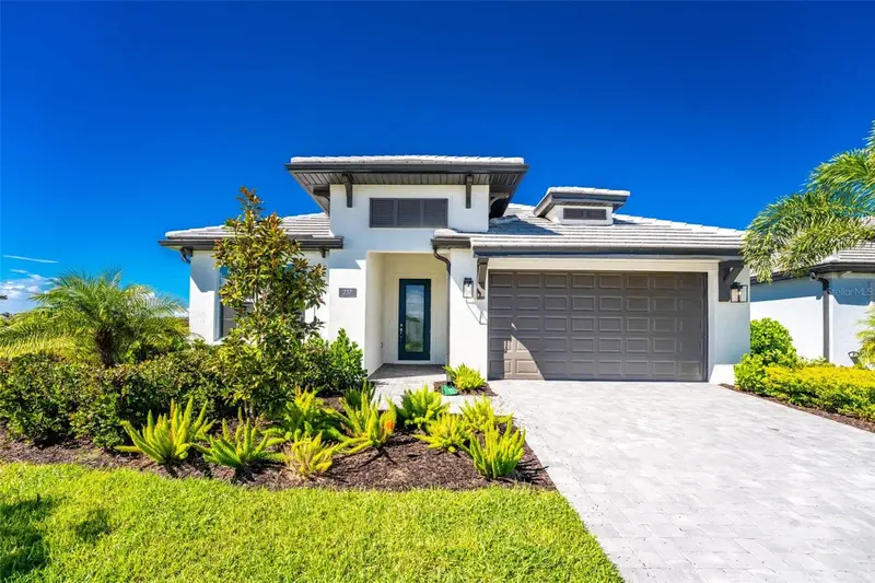 237 Vistera Blvd, FL