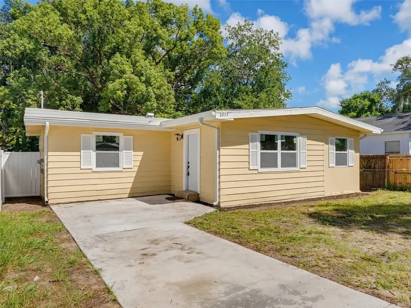 2017 N Betty Ln, FL