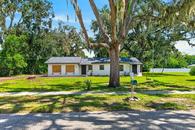 209 S Saint Cloud Ave, FL