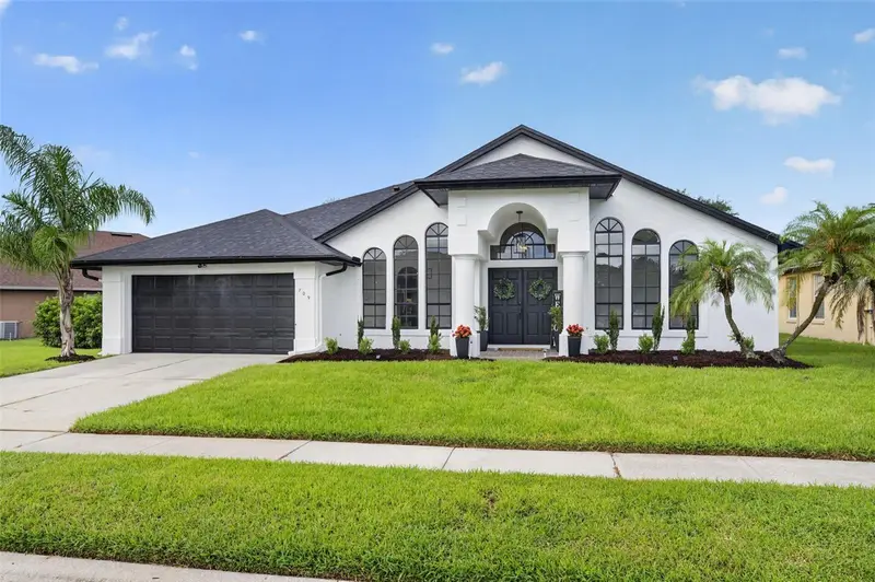 709 Hallowell Cir, FL