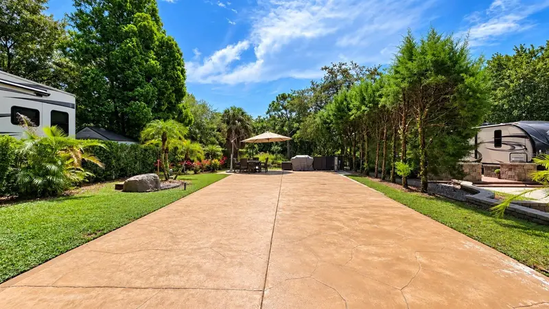 170 Appaloosa Trl, FL