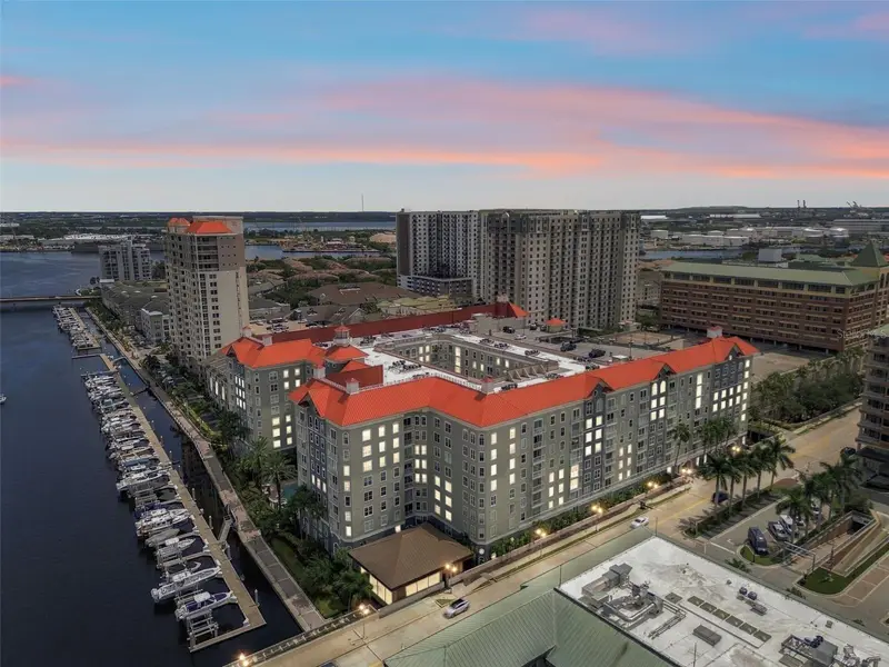 700 S Harbour Island Blvd #747, FL