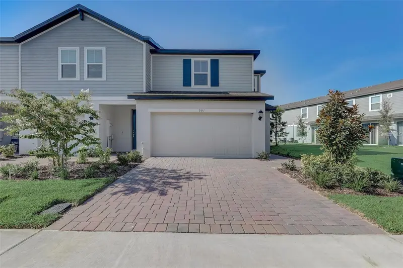 501 Legacy Loop Loop, FL