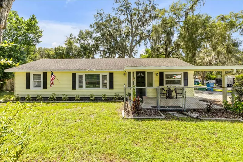 1402 E Voorhis Ave, FL