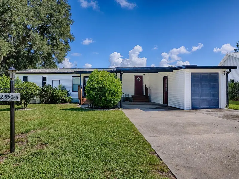 25524 Belle Helene, FL