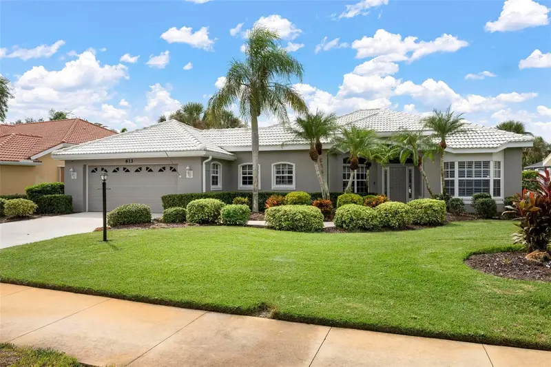 613 Khyber Ln, FL