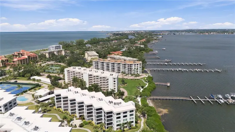 8701 Midnight Pass Rd #304a, FL