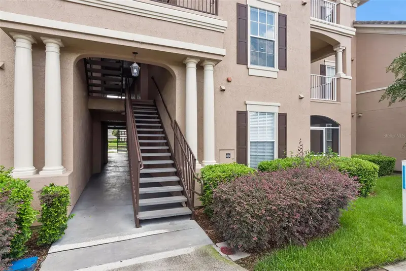 14205 Falls Church Dr #2007, FL