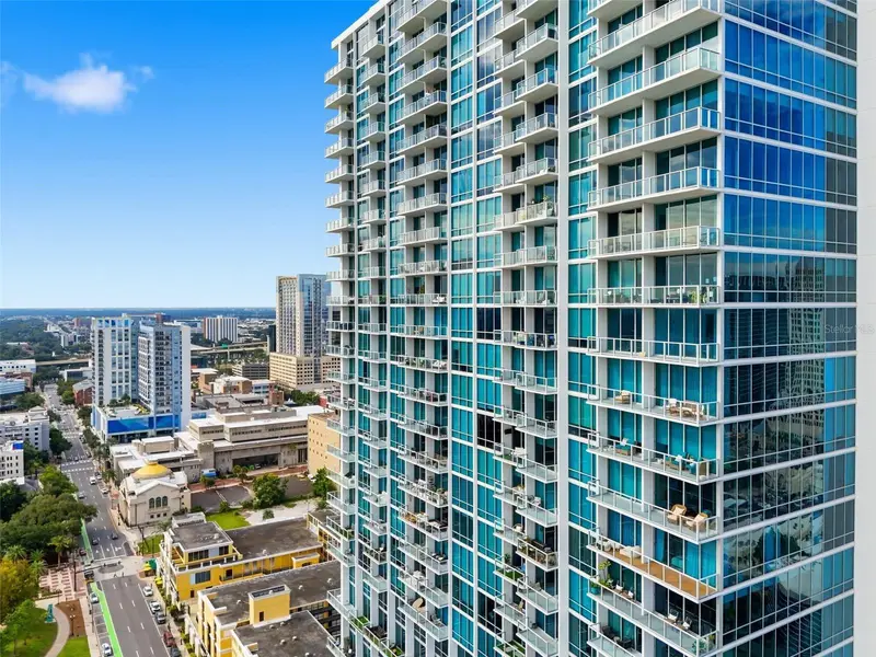 150 E Robinson St #3209, FL