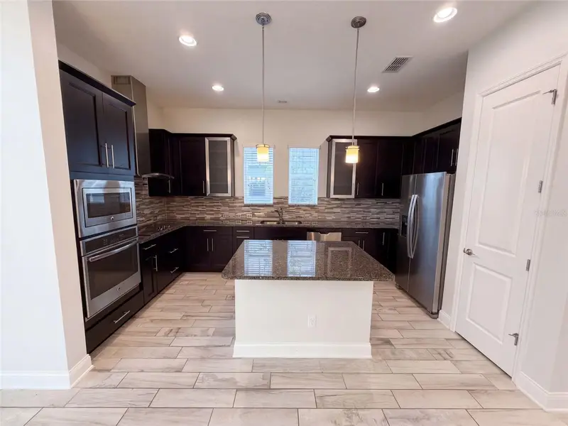 7797 Laureate Blvd, FL