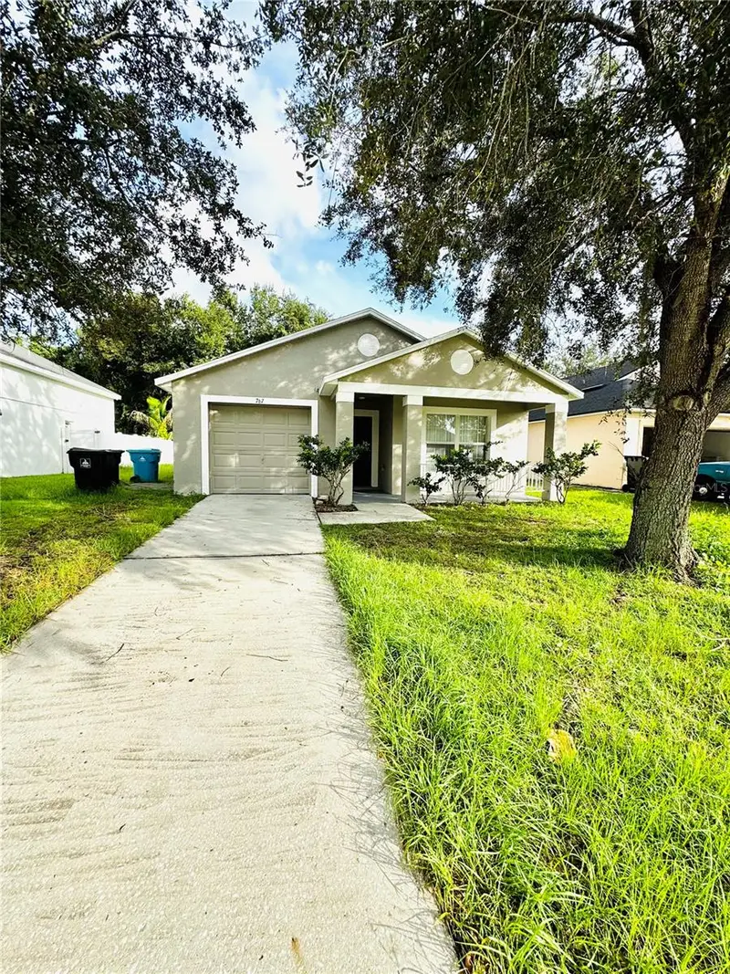 767 Palmera St, FL
