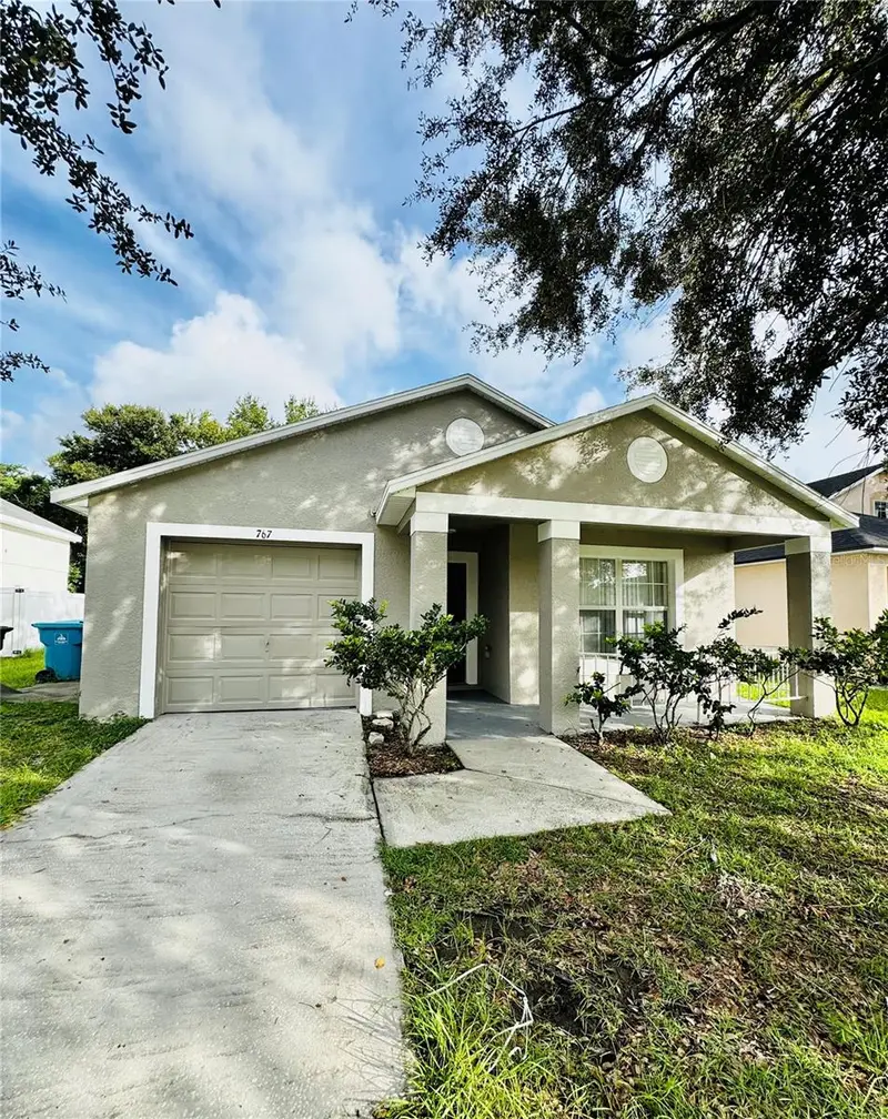 767 Palmera St, FL