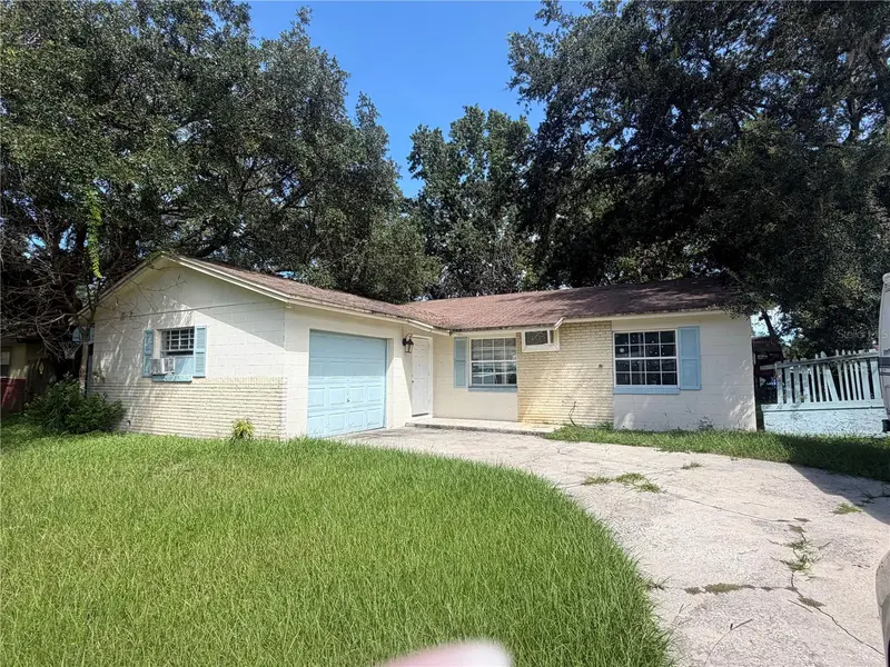 754 Trailwood Dr, FL