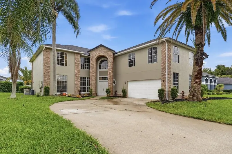 Stoneybrook East listing