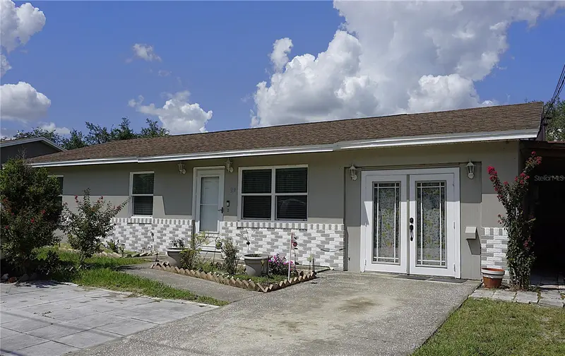 29 E Bob White St, FL