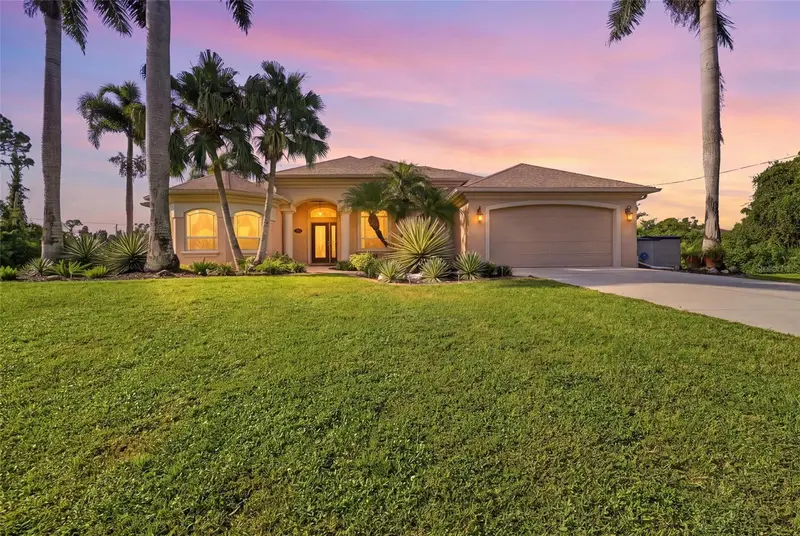 1949 Amnesty Dr, FL