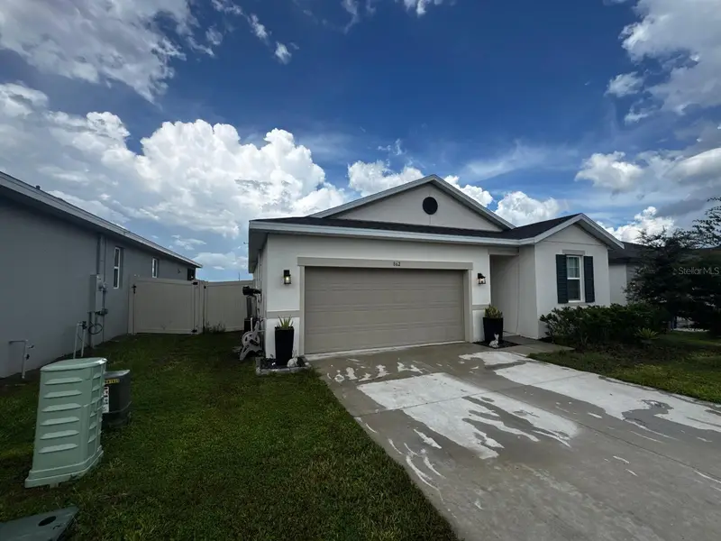 862 Ballantyne Dr, FL
