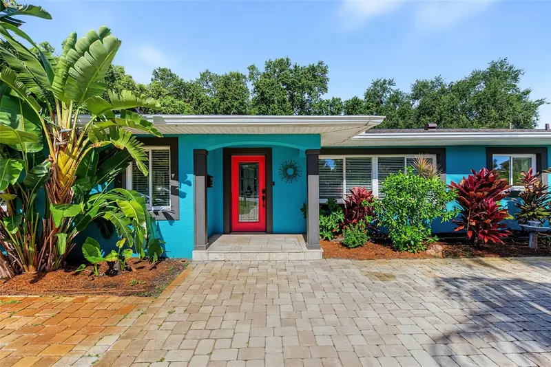 1616 Indian Rocks Rd, FL