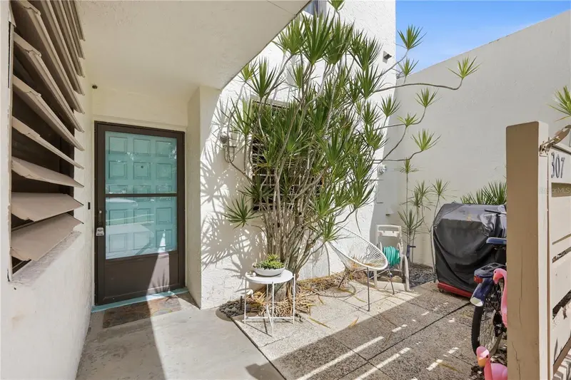 307 Timberlake Dr #307, FL
