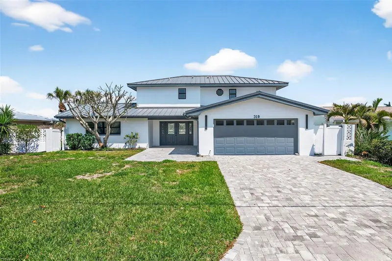 319 Midway Is, FL