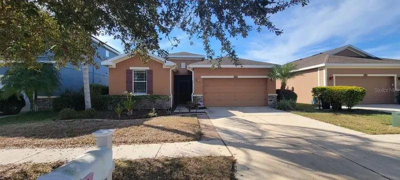 1739 Bonita Bluff Ct, FL