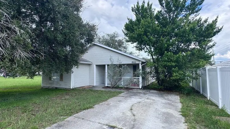16165 Redington St, FL