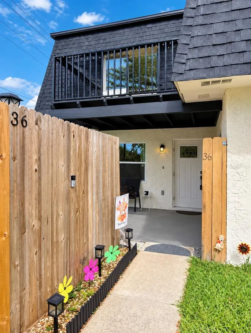 36 Springwood Sq, FL