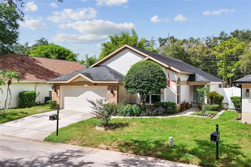 766 Andover Cir, FL