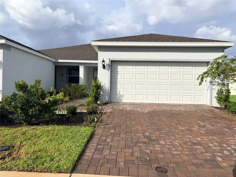 2723 Summer Retreat Ln, FL