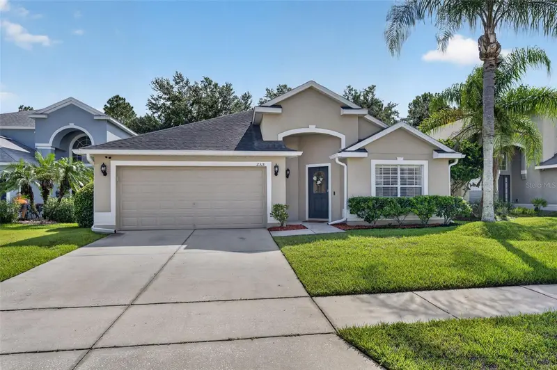 2313 Carnation Hill Ct, FL