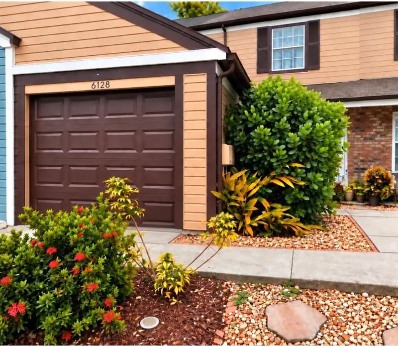 6128 Oak Cluster Cir, FL