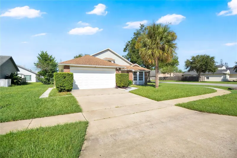 233 S Aberdeen Cir, FL